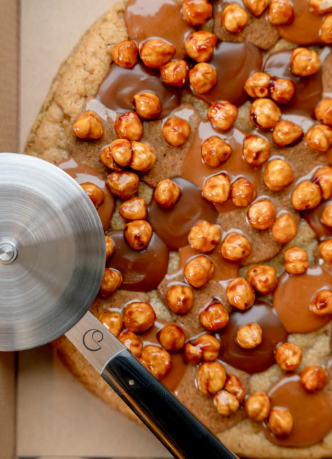 Hazelnut Cookie Pizza