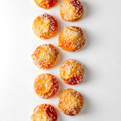 Vanilla Chouquette Trompe...