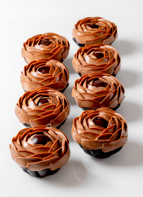 Chocolate Paris Brest Flower