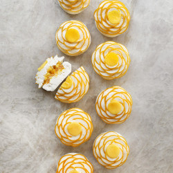 Mango Pavlova Flower