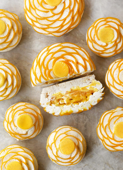 Mango Pavlova Flower