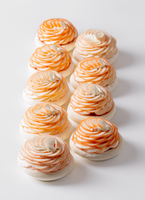 Grapefruit Pavlova
