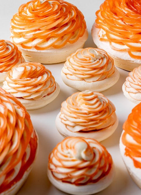 Grapefruit Pavlova
