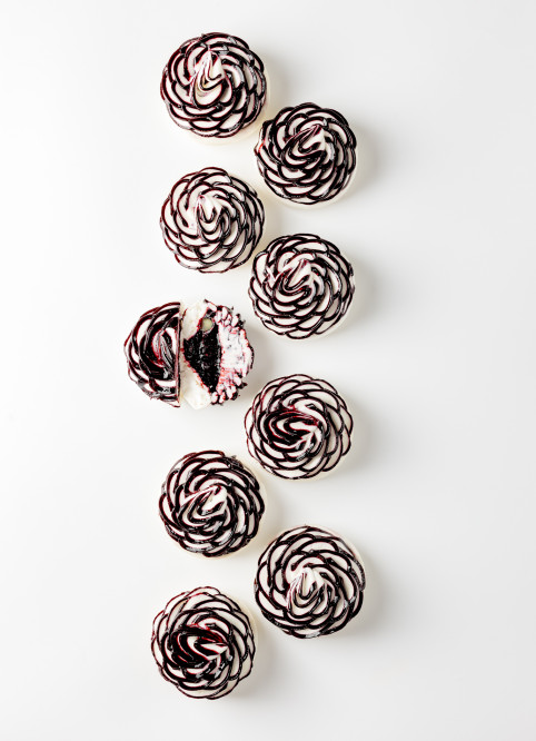 Blueberry Pavlova