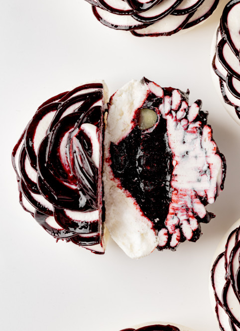 Blueberry Pavlova