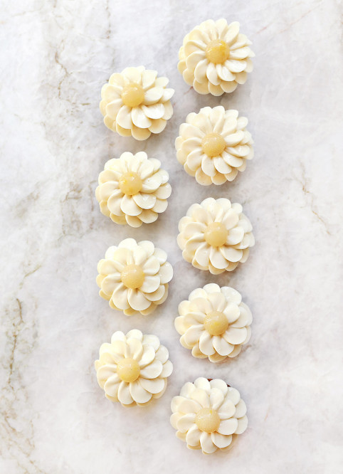 Lemon Vanilla Flower