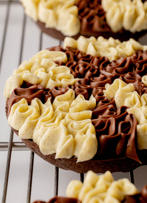 Chocolate Vanilla Marble Cake