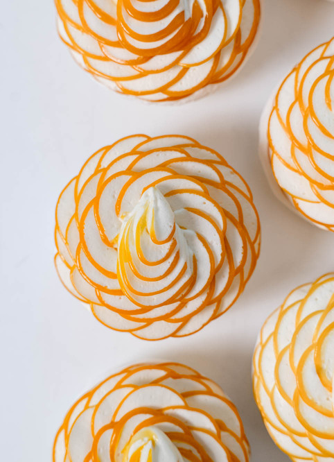 Mango Pavlova Flower