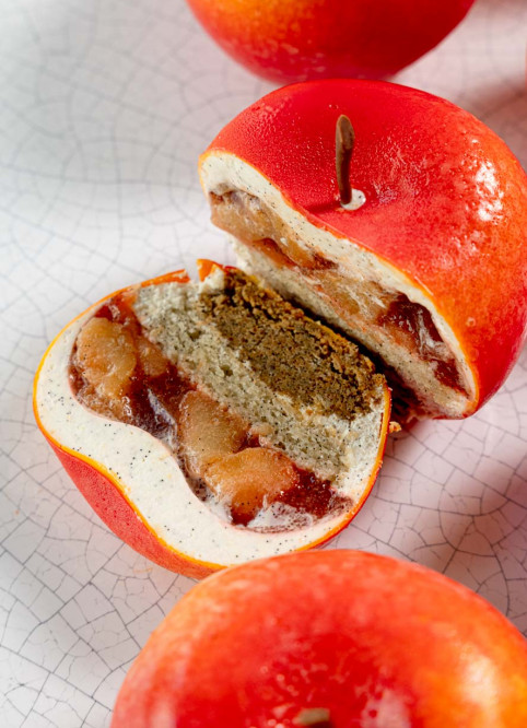 Red Apple