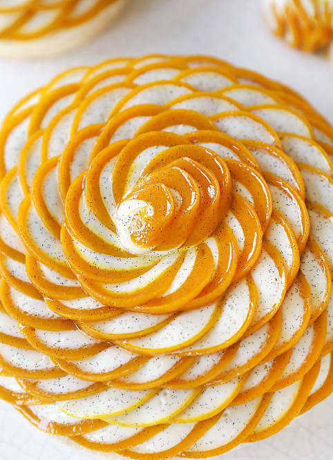 Fleur Pavlova Mangue