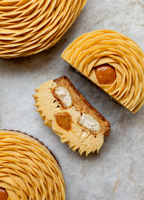 Peanut Paris-Brest Flower