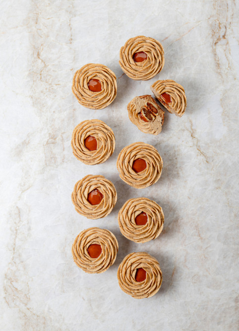 Hazelnut Paris-Brest Flower