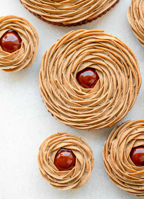 Hazelnut Paris-Brest Flower