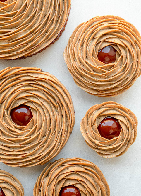 Hazelnut Paris-Brest Flower