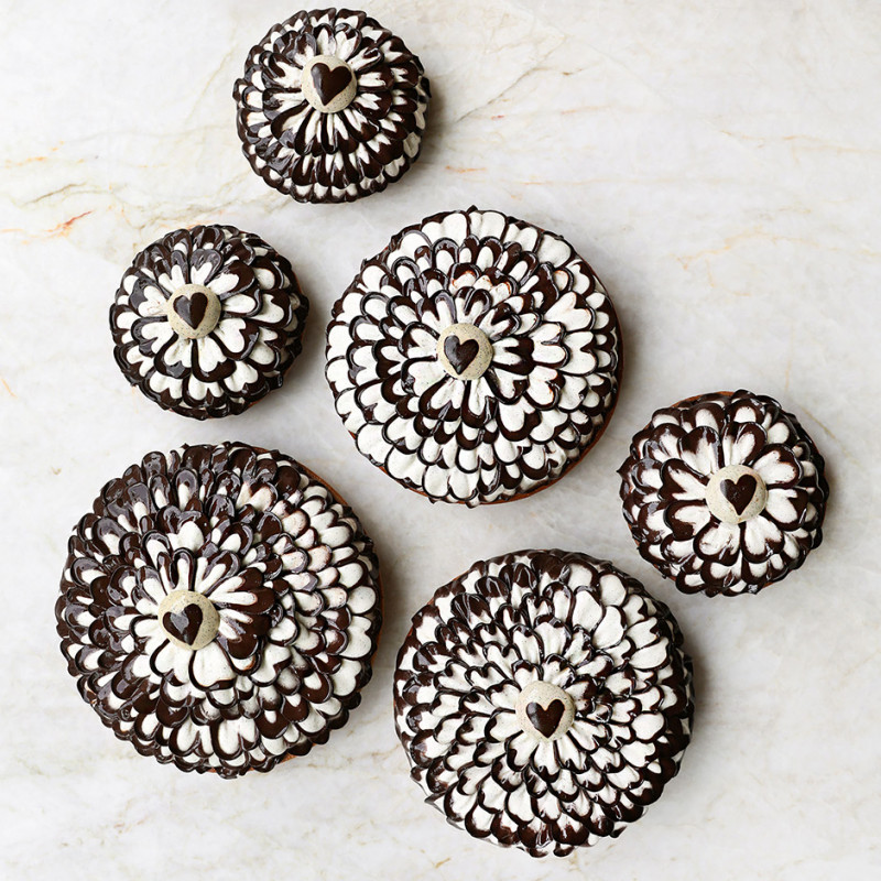 Vanilla Chocolate Flower