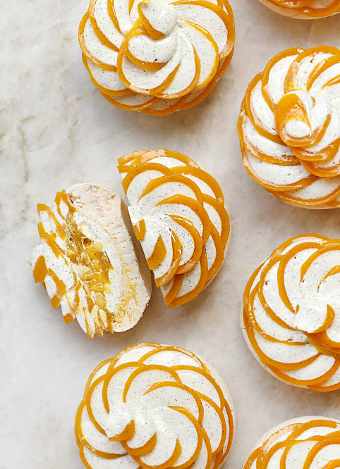 Fleur Pavlova Mangue