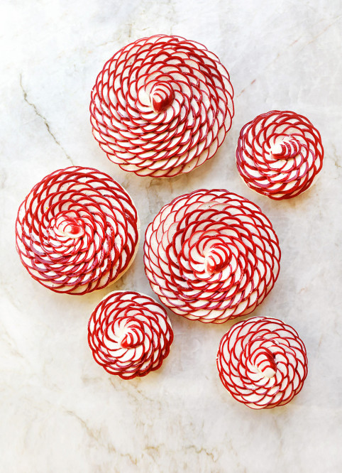 Strawberry Pavlova Flower