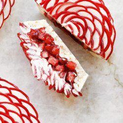 Strawberry Pavlova Flower