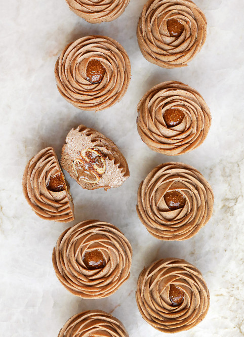 Hazelnut Paris-Brest Flower