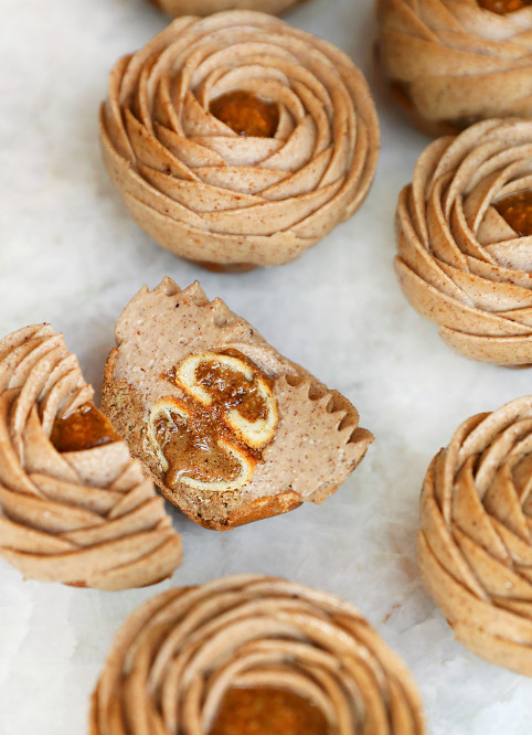 Hazelnut Paris-Brest Flower