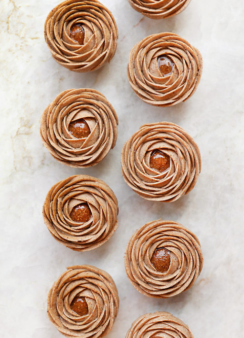 Hazelnut Paris-Brest Flower