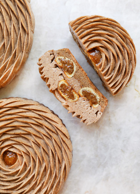 Hazelnut Paris-Brest Flower