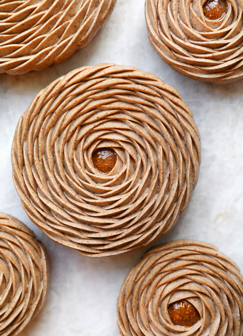 Hazelnut Paris-Brest Flower