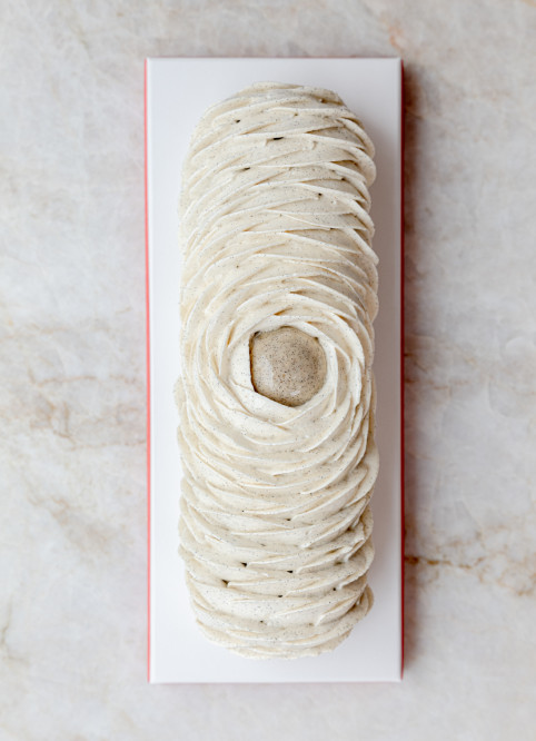 Vanilla Flower Bûche