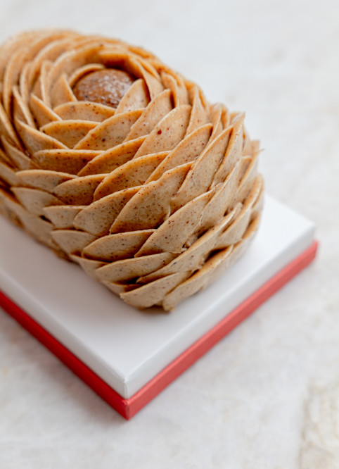 Hazelnut Flower Bûche