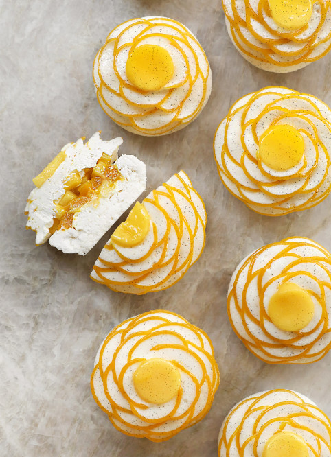 Fleur Pavlova Mangue