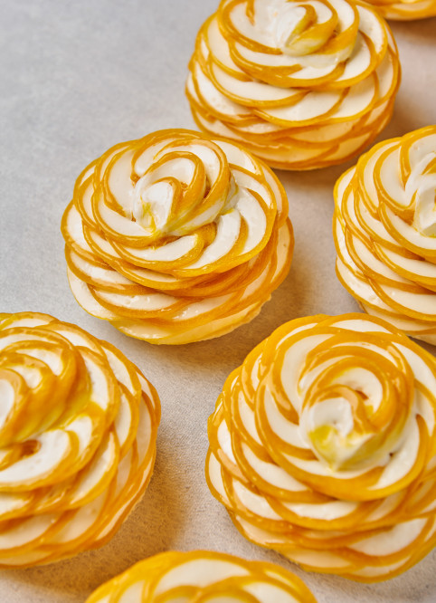 Coconut-Passion Fruit Pavlova