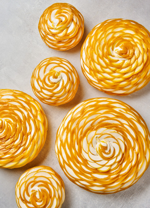 Coconut-Passion Fruit Pavlova