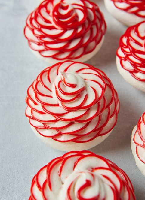 Strawberry Vanilla Pavlova