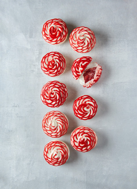 Strawberry Vanilla Pavlova